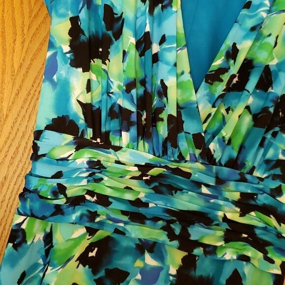NWT Gorgeous Evan-Picone Blue Green Floral Dress Sz 6 - Picture 2 of 5